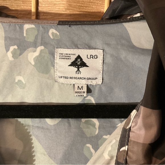 LRG Camo Windbreaker Jacket - Picture 6 of 14